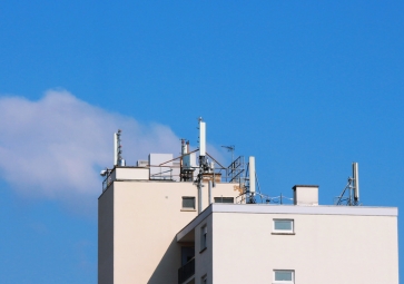 「聚英電子」環(huán)境條件對繼電器有哪些影響？
